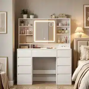 Sto za šminkanje sa ogledalom