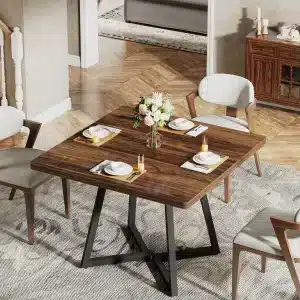 Kvadratni trpezarijski sto